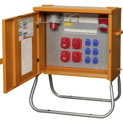 Orangefarbene Elektroverteilerdose mit offener Tür, die verschiedene Steckdosen und Schalter für Stromanschlüsse auf einem Metallständer zeigt.