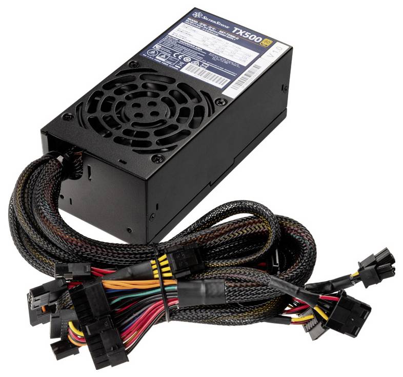 Ein schwarzes Computer-Netzteil mit eingebautem Lüfter und verschiedenfarbigen Kabeln mit Anschlüssen, Modellnummer 'TX500'.
