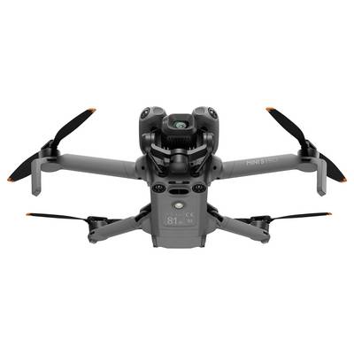 Eine graue Drohne mit der Aufschrift "Mini 3 Pro" mit vier Propellern und einer Kamera, von vorne und leicht von oben gesehen, flugbereit.