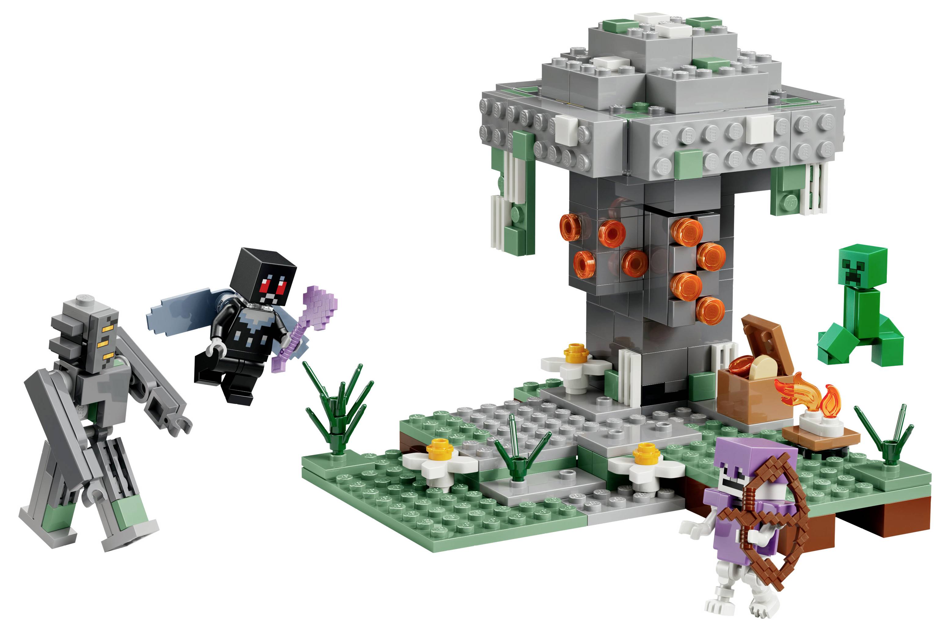 Eine LEGO-Szene stellt eine Minecraft-Umgebung dar mit einer Pilzstruktur, Figuren und Kreaturen, darunter ein Creeper und ein Skelett mit einem Bogen.