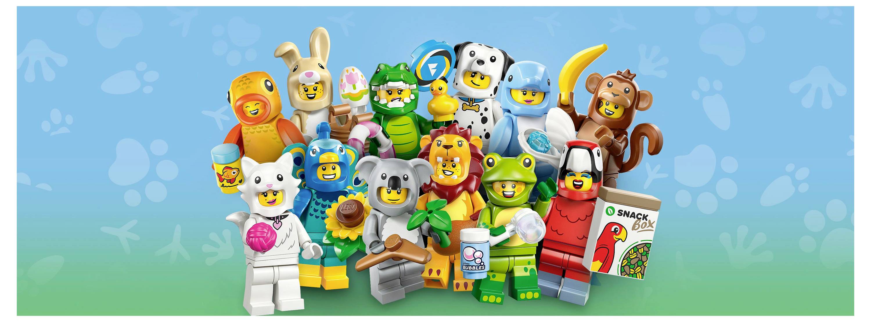 Eine Gruppe bunter Spielzeugtierchen in Tierkostümen mit verschiedenen Accessoires, vor einem verspielten blauen Hintergrund mit Pfotenabdrücken.