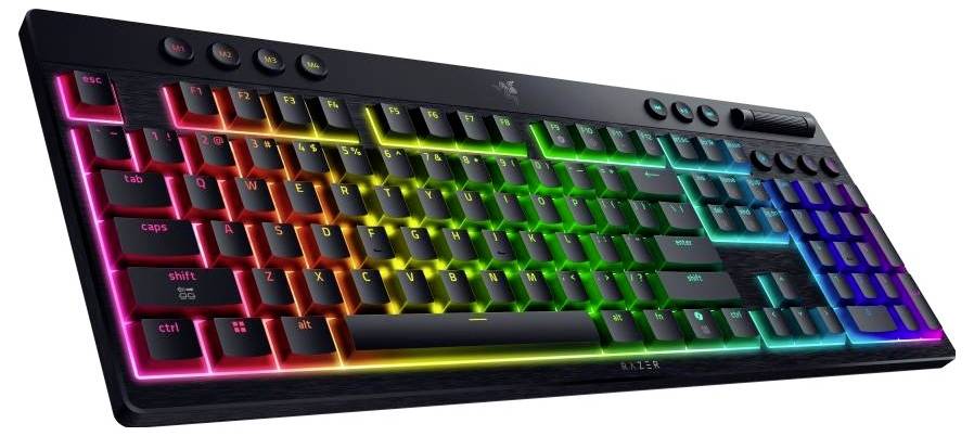 Eine RGB-beleuchtete Gaming-Tastatur mit mehrfarbigen Lichtern unter den Tasten; mehrere Funktionstasten am oberen Rand.