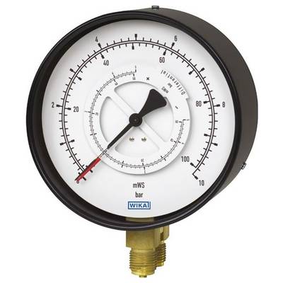 Analoges Manometer mit Messungen in bar, Skala von 0 bis 100, mit einem roten Zeiger, der den aktuellen Drucklevel anzeigt.