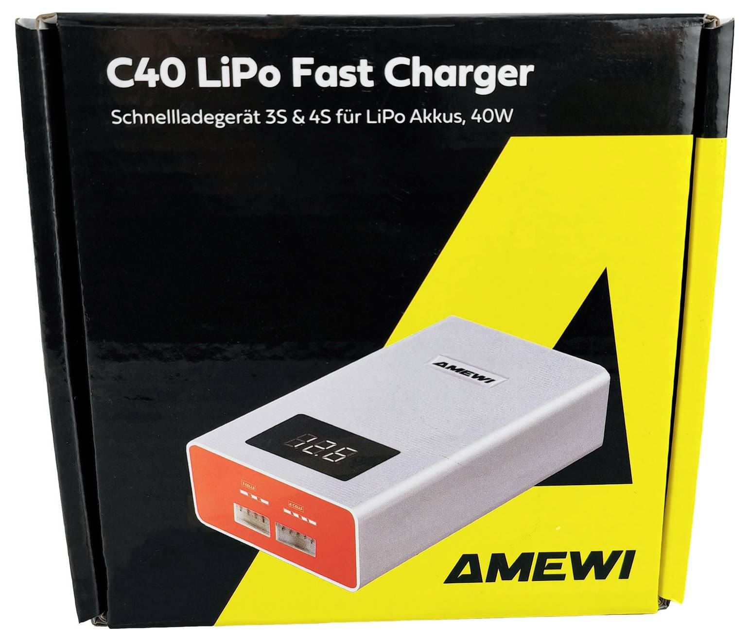 'Karton des C40 LiPo Schnellladegeräts, 40W, entwickelt für 3S und 4S LiPo Akkus, mit einem rot-gelben Design, das den Markennamen AmeWi trägt.'
