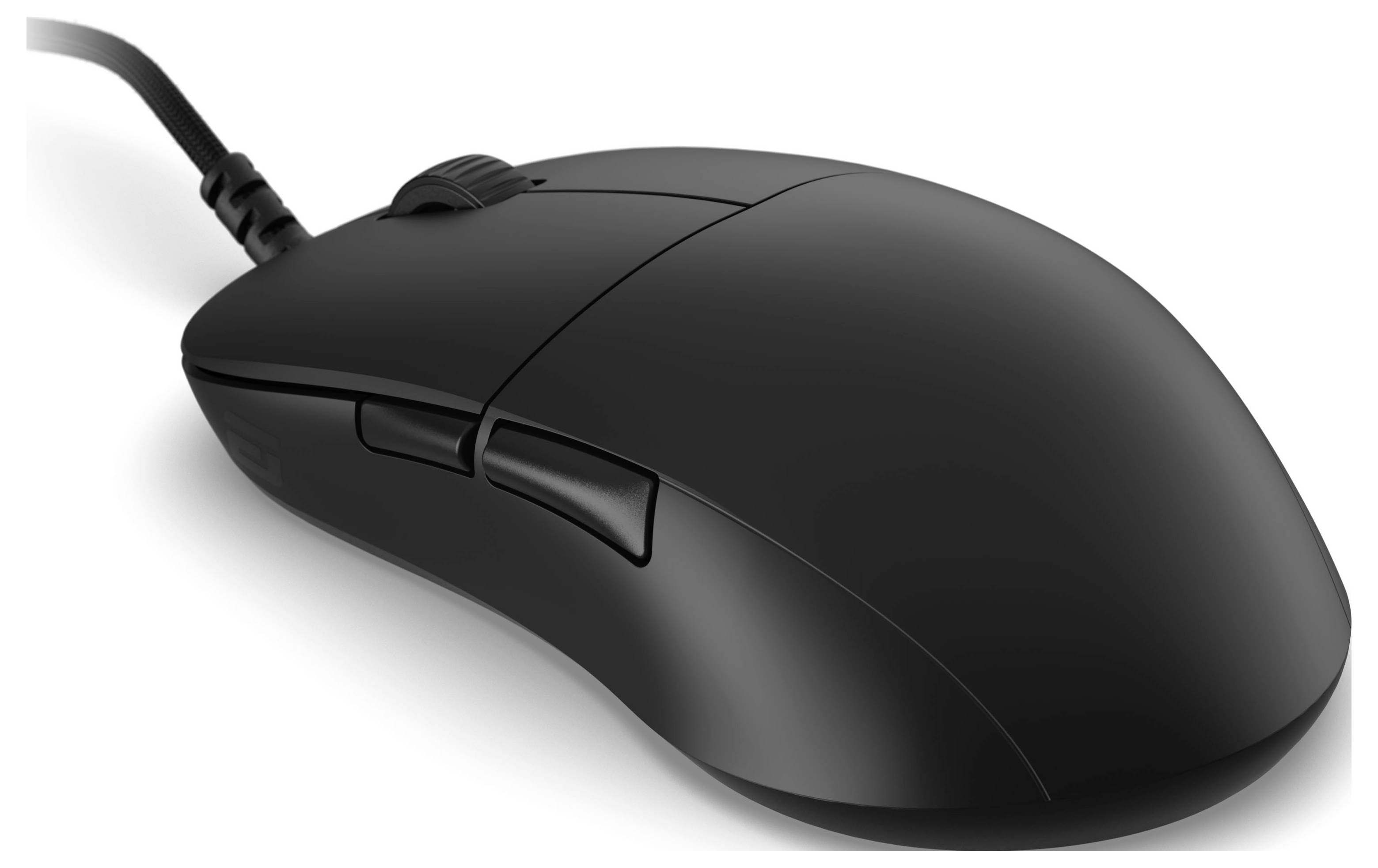 Eine schwarze schnurgebundene Computermaus mit einem Scrollrad und zwei Seitenschaltflächen, die für ergonomische Unterstützung und präzise Bewegungskontrolle konzipiert ist.