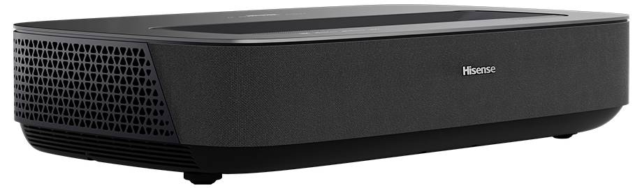Ein schwarzer Hisense-Projektor mit elegantem, modernem Design, der eine Lüftungsstruktur an der Seite aufweist.