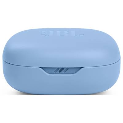 Ein blaues Earbud-Ladeetui mit dem JBL-Logo, das auf der Oberseite eingeprägt ist.