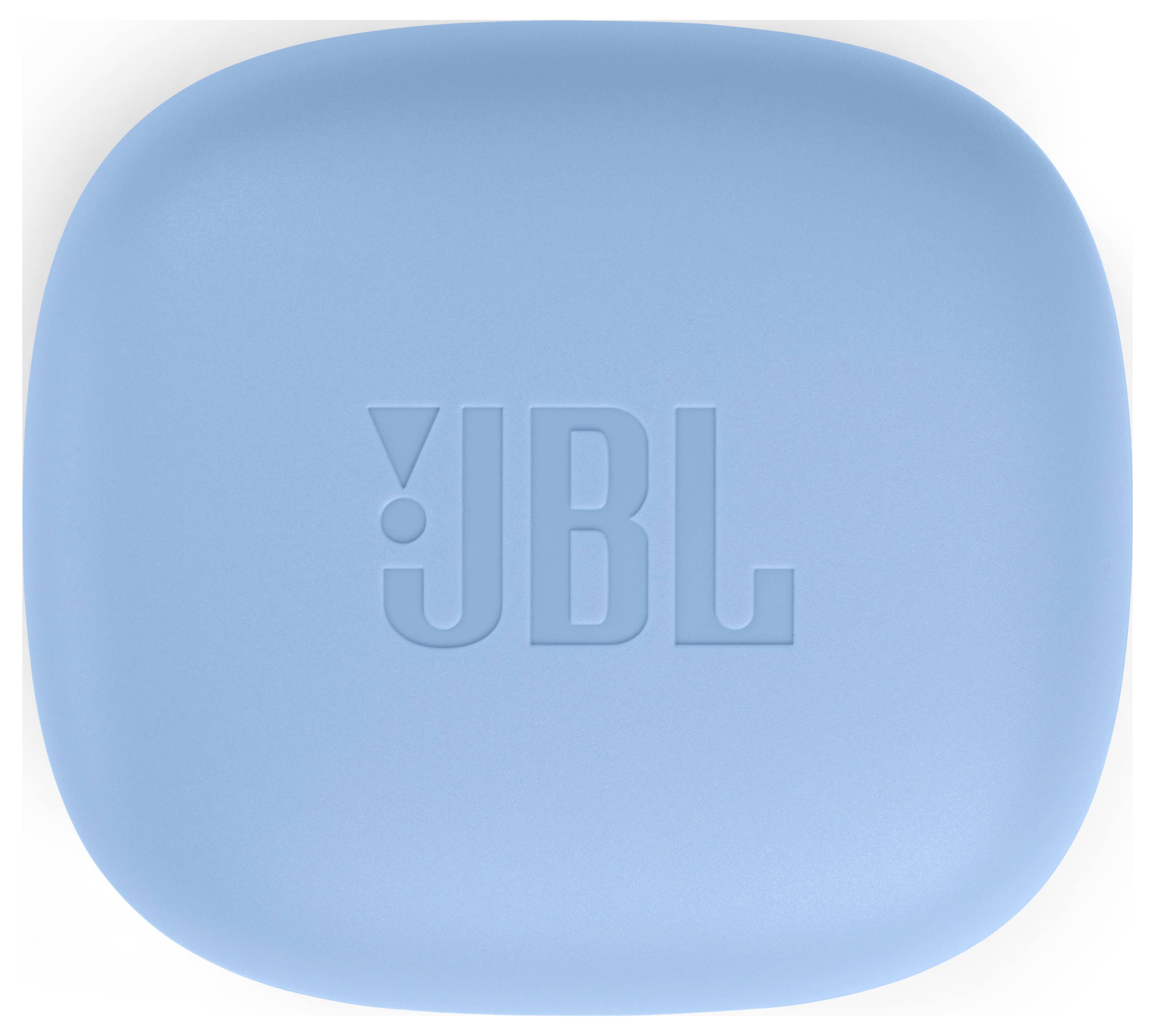Ein kompakter, quadratischer, blauer JBL-Lautsprecher von oben, mit dem JBL-Logo in der Mitte eingeprägt, mit abgerundeten Kanten und glatter Oberfläche.