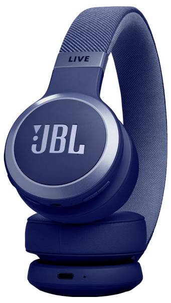 Ein Paar blaue JBL Over-Ear-Kopfhörer kabellos mit gepolstertem Kopfbügel, versehen mit einem "LIVE"-Etikett am Kopfbügel und einem USB-Ladeanschluss.