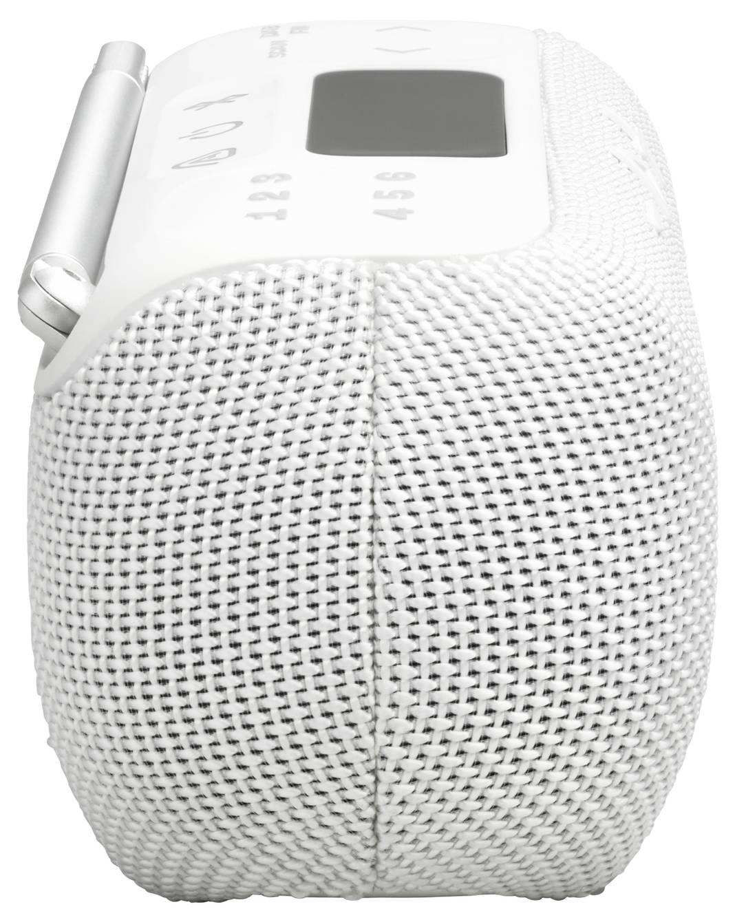 Ein weißer intelligenter Lautsprecher mit einer Mesh-Außenhülle, ausgestattet mit Tasten auf der Oberseite und einem digitalen Display, konzipiert für sprachgesteuerte Audiowiedergabe.