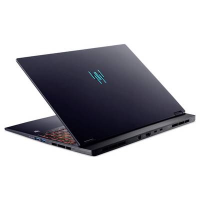 Ein schlankes, schwarzes Gaming-Laptop mit beleuchtetem Logo und bunter Tastaturbeleuchtung, teilweise geöffnet, auf weißem Hintergrund platziert.