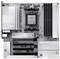 MSI Pro Series Mainboard mit mehreren PCIe-Steckplätzen, RAM-Steckplätzen, CPU-Sockel und integrierten Anschlüssen, entwickelt für High-Performance-Computing.