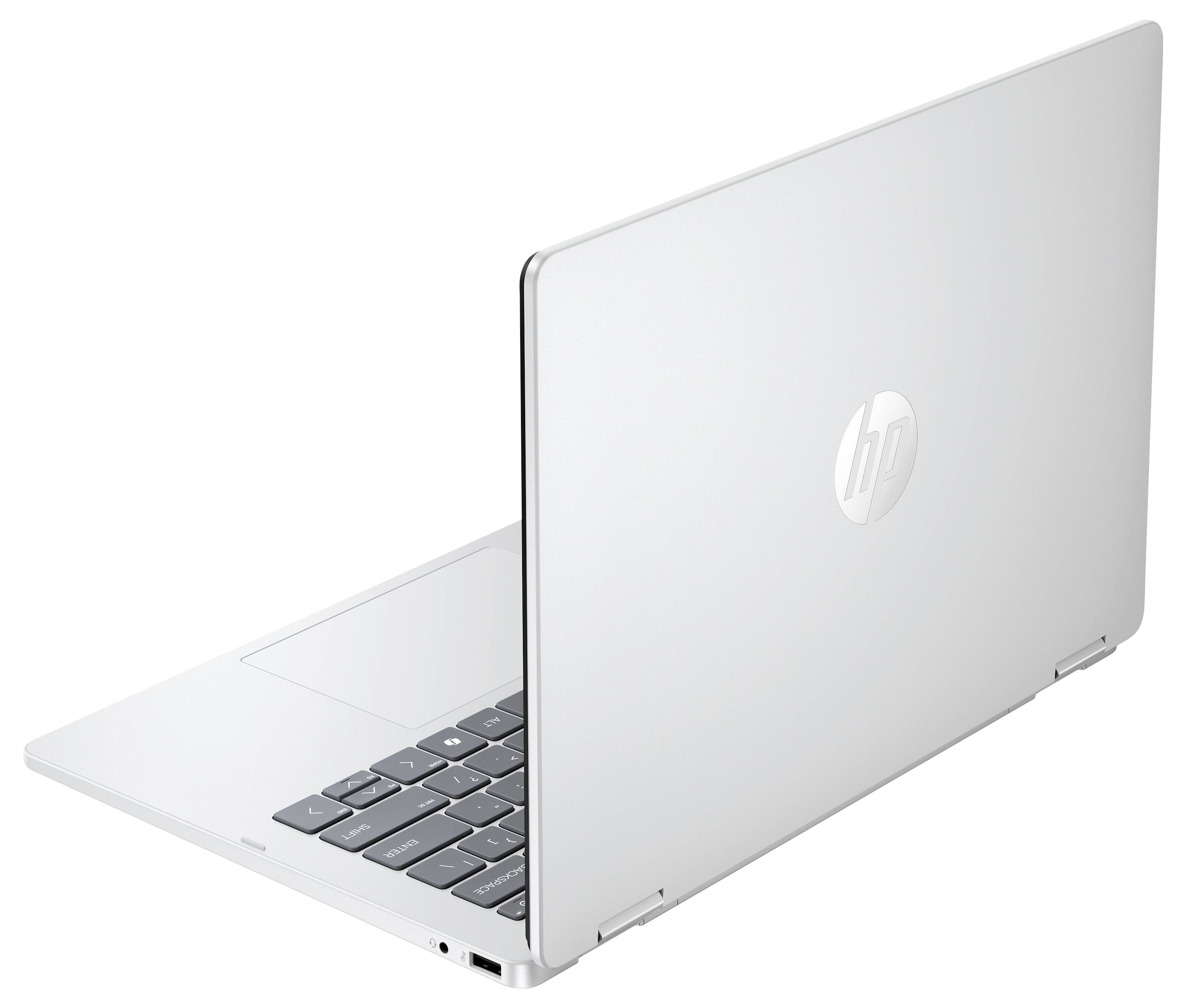 Ein schlanker silberner Laptop, teilweise geöffnet, wobei die Rückseite und Tastatur sichtbar sind, mit dem HP-Logo auf dem Deckel.