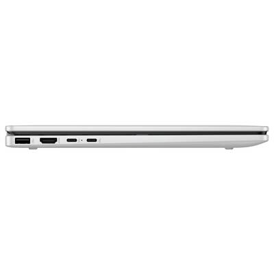 Ein geschlossener silberner Laptop, von der Seite betrachtet, mit Anschlüssen wie Ethernet, HDMI und zwei USB-Ports.