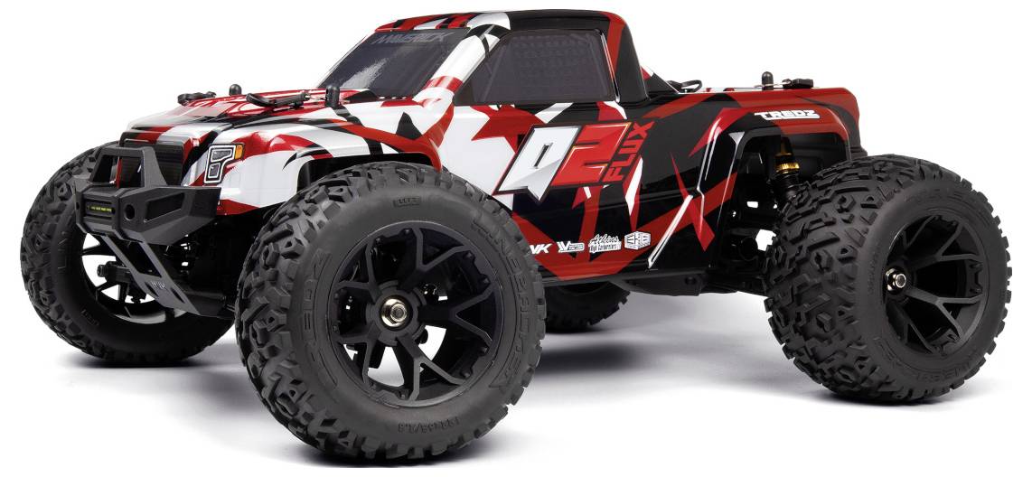 Ein rot-schwarzer ferngesteuerter Monster-Truck mit großen Reifen und schlankem Design, der seine Kraft und Beweglichkeit für Offroad-Einsätze betont.
