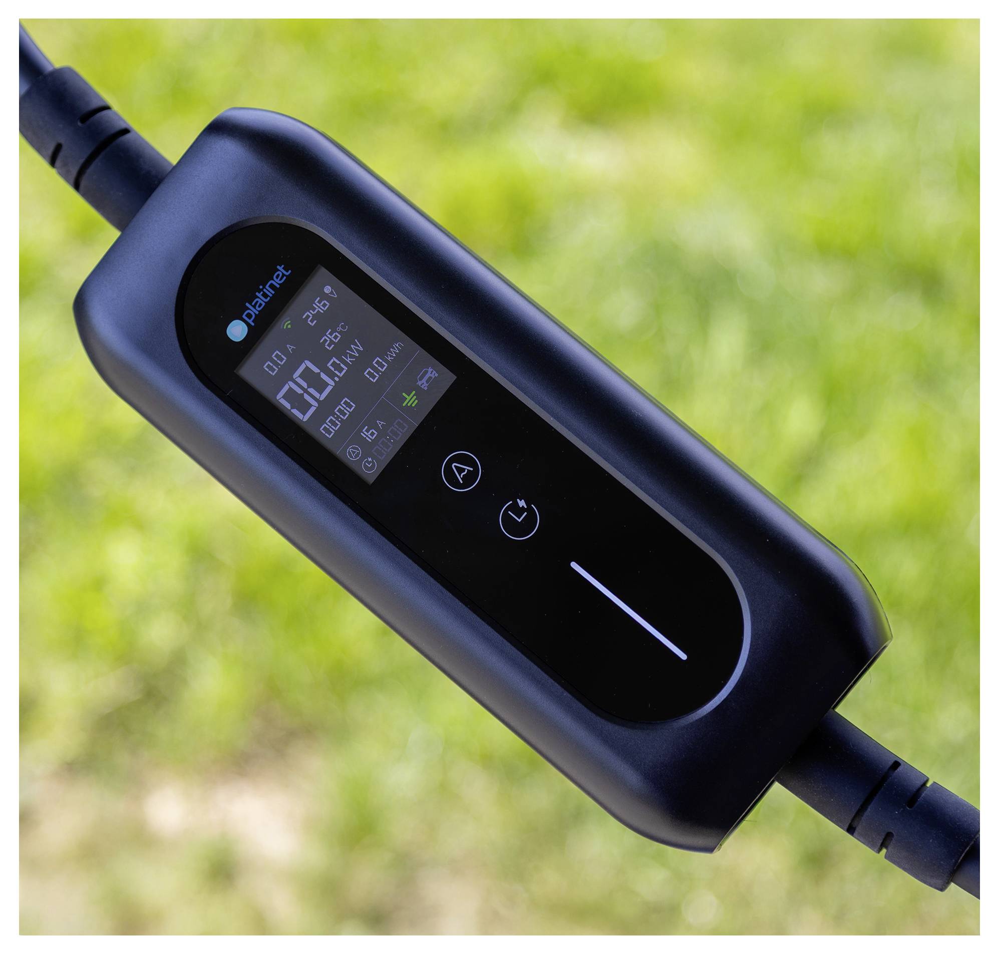 POOLTREK-Poolgerät mit digitaler Anzeige für Temperatur und andere Steuerungen, das sich im Freien befindet.