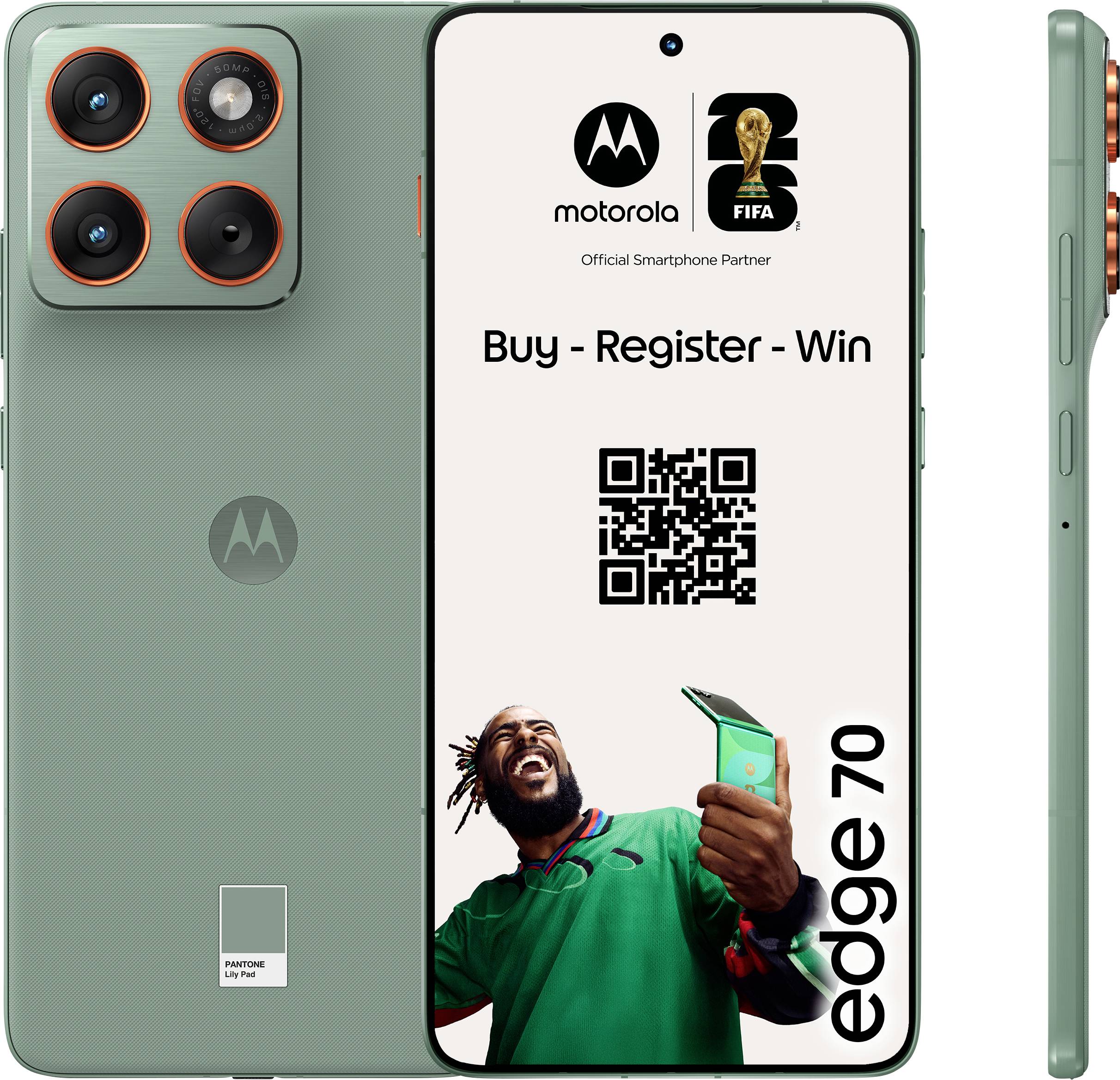 Ein grünes Smartphone mit drei rückseitigen Kameras wird neben seiner Vorderansicht angezeigt, die eine "Kaufen - Registrieren - Gewinnen"-Aktion mit einem QR-Code zeigt.