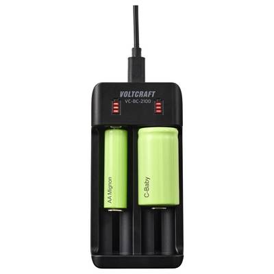 Batteriladegerät mit zwei grünen Batterien: AA NiMH und C-Baby, Ladeindikatoren zeigen Fortschritt an.