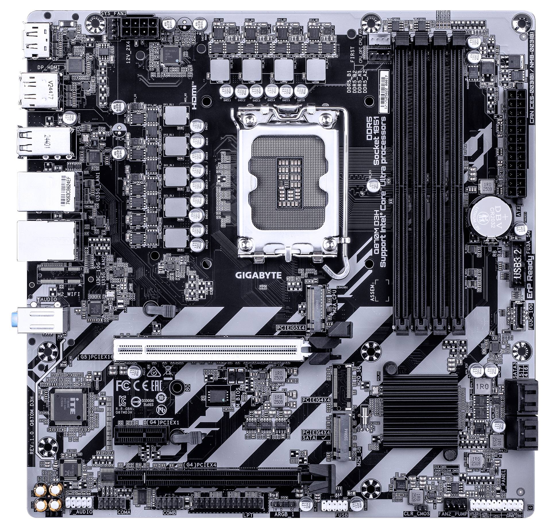 Eine GIGABYTE-Mainboard mit einem LGA-1700-Sockel, DDR5-Arbeitsspeicher-Steckplätzen, PCIe-Erweiterungssteckplätzen und verschiedenen Anschlüssen für Konnektivität und Stromversorgung.