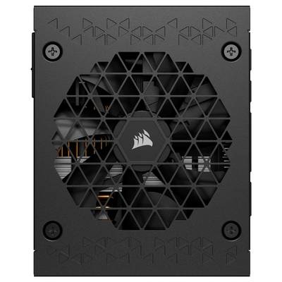 Eine schwarze Computer-Netzteileinheit mit geometrischem Lüftergitter und Logo in der Mitte. Innenkomponenten sind teilweise sichtbar.