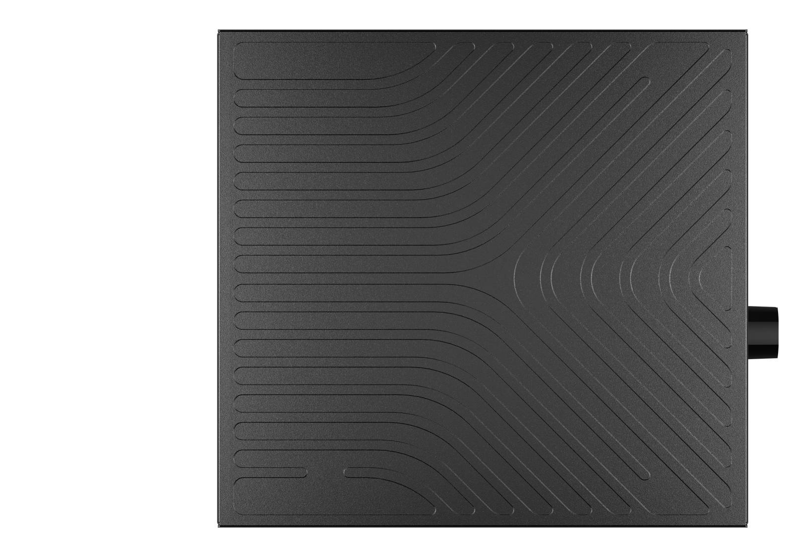 Eine schwarze, quadratische Grillpfanne mit diagonalen und horizontalen Rillen, aus der Draufsicht betrachtet.