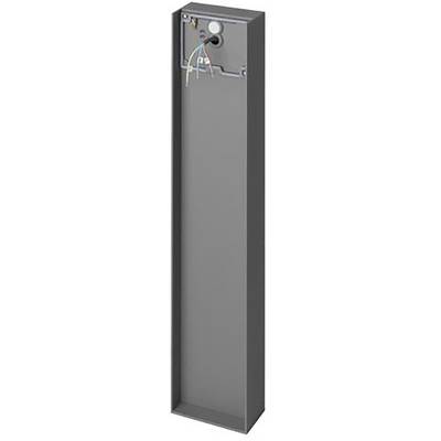 Ein hohes, rechteckiges, graues Metallpfosten mit freiliegenden Drähten an der Oberseite, möglicherweise für Elektro- oder Elektronikinstallationszwecke.