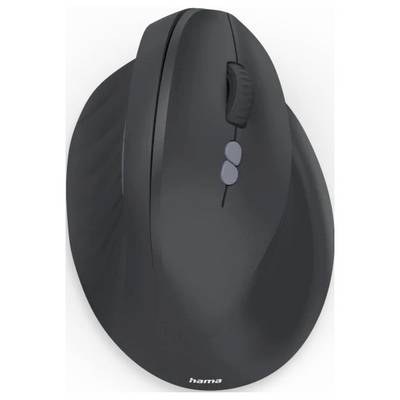 Eine schwarze ergonomische Computermaus mit vertikaler Bauform, zwei Seitentasten, einem Scrollrad und der Markenbezeichnung 'Hama' auf der Unterseite.