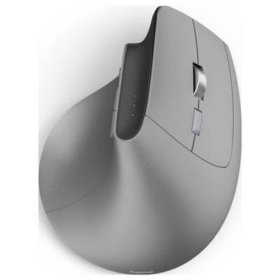 Ergonomische graue vertikale Computermaus mit Scrollrad, zwei Tasten und Daumenauflage, entwickelt für eine komfortable Handpositionierung.