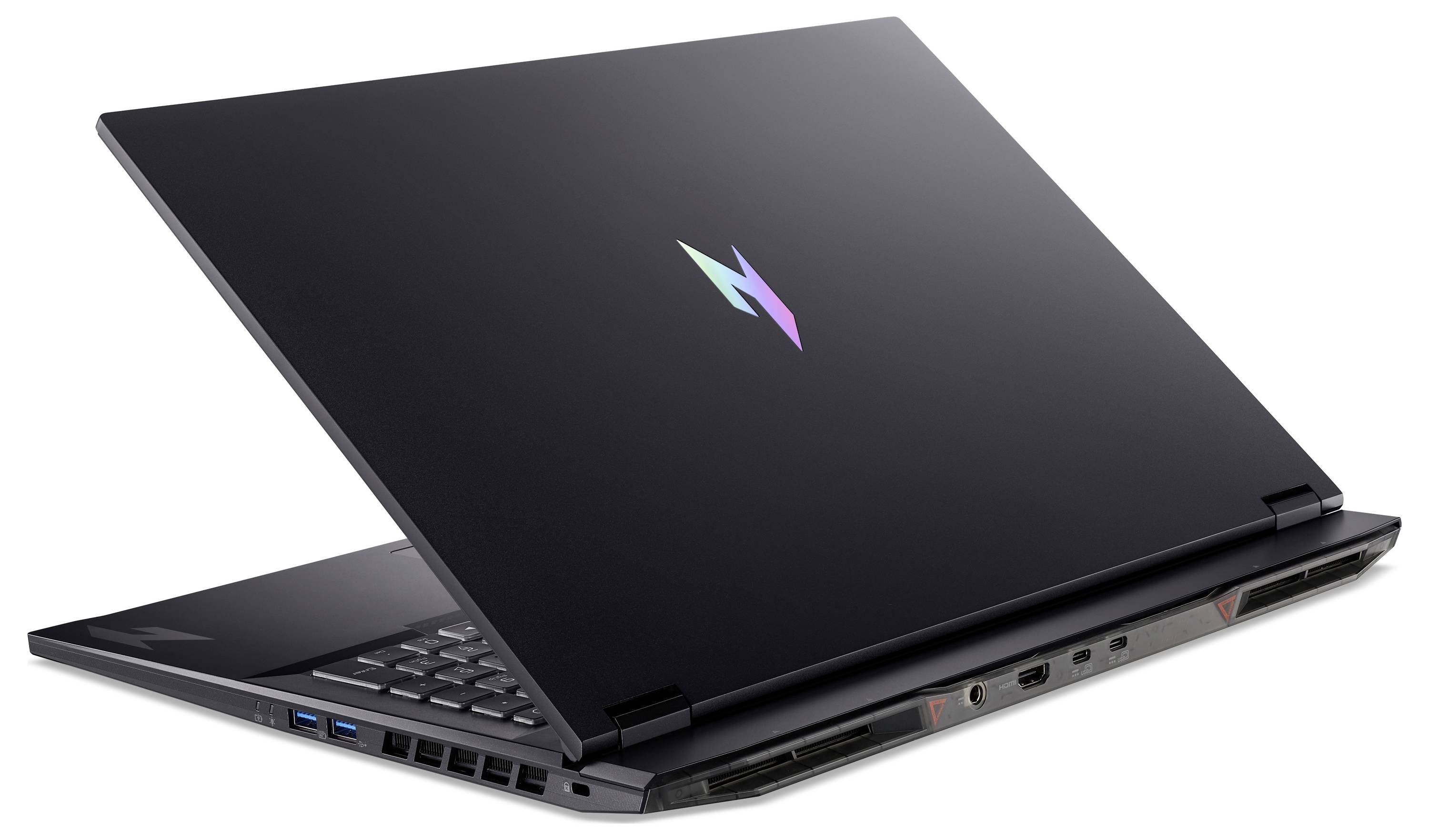 Ein schlankes, teilweise geöffnetes Laptop mit einem bunten Logo auf dem Deckel. Verschiedene Anschlüsse sind an der Seite sichtbar, die Konnektivitätsoptionen andeuten.