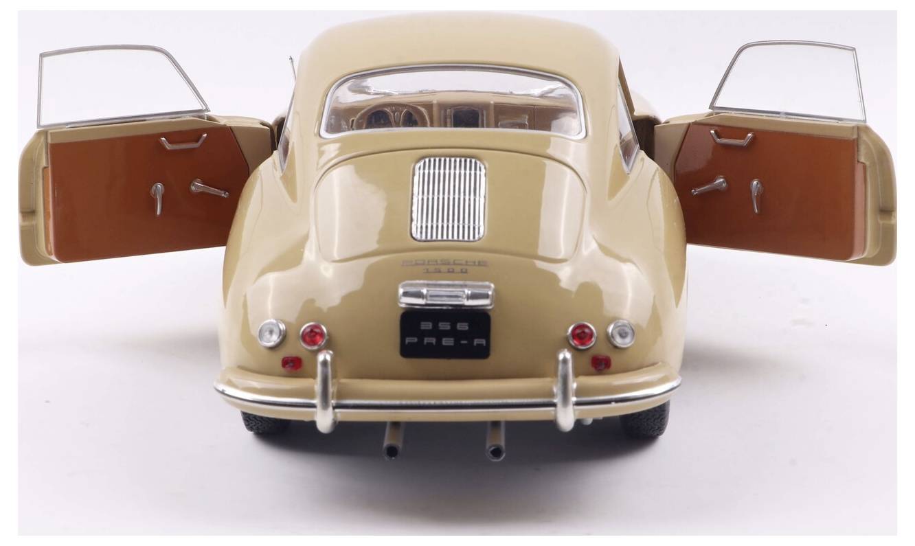 Ein Oldtimer-Modell in Beige, von hinten betrachtet, mit beiden Türen geöffnet, der ein detailliertes Interieur und kreisförmige Rücklichter zeigt.
