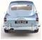 Ein hellblauer Oldtimer wird von hinten gezeigt, mit Chromdetails und einem Nummernschild mit der Aufschrift 'VEN 244'.