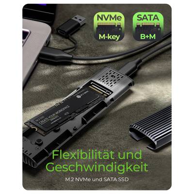 Ein externes SSD-Gehäuse, das sowohl M.2-NVMe- als auch SATA-Laufwerke unterstützt, ist über USB angeschlossen. Im deutschen Text wird 'Flexibilität und Geschwindigkeit' erwähnt.