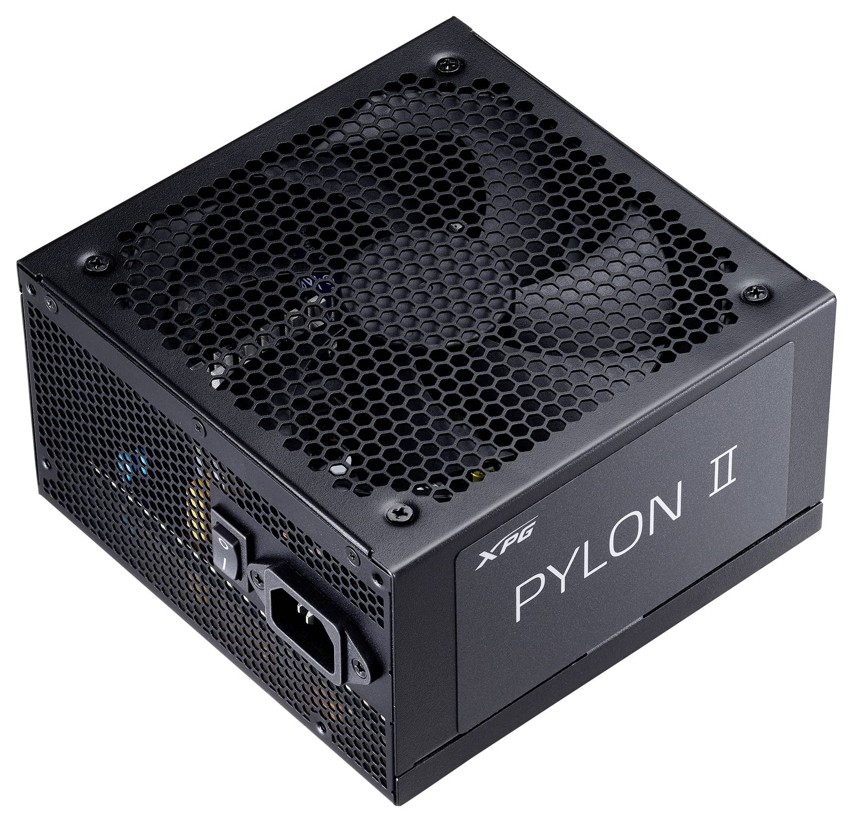 Eine schwarze XPG Pylon II Netzteileinheit mit einem Lüfter oben und sichtbaren Anschlüssen an der Seite.