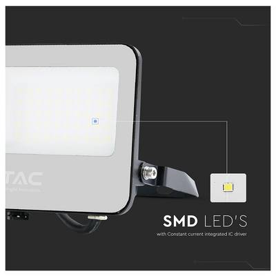 Ein rechteckiges LED-Licht mit vielen kleinen, quadratischen lichtemittierenden Oberflächen ist zu sehen. Der Text lautet "SMD-LEDs" und erwähnt einen Konstantstrom-IC-Treiber.