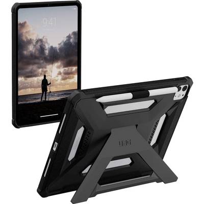 Ein Tablet in einem robusten schwarzen Gehäuse, ausgestattet mit einem Ständer und einem Halter für den Stylus. Der Bildschirm zeigt eine Person, die bei Sonnenuntergang am Strand angelt.