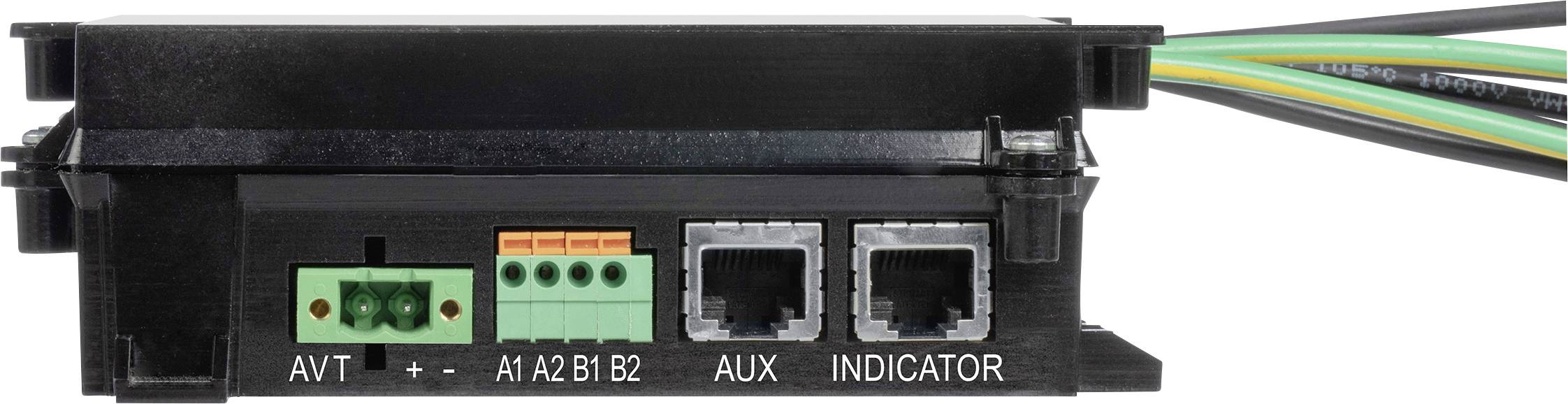 „Nahaufnahme eines schwarzen elektronischen Geräts mit grünen und orangefarbenen Anschlussklemmen, beschriftet mit A1, A2, B1, B2, AUX und Anzeige-Ports."