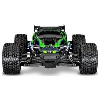 Ein schwarzes und grünes ferngesteuertes Auto mit großen, strukturierten Reifen wird von vorne gezeigt, wobei sein robustes Design und seine sportliche Gestaltung betont werden.