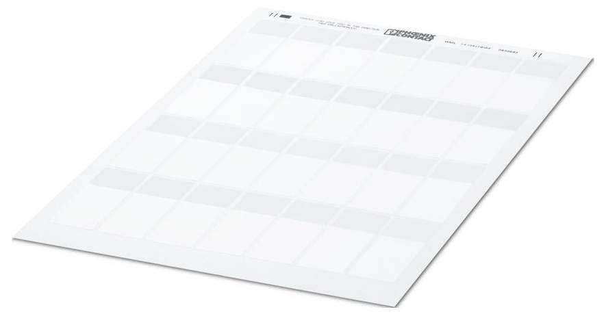 Ein Blatt mit leeren, transparenten Etiketten, die in einem Rastermuster angeordnet sind und in einem Winkel angebracht sind.