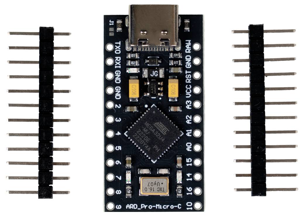 Eine Mikrocontroller-Platine mit einem USB-Anschluss an der Oberseite, umgeben von zwei Sätzen von Stiftleisten für Konnektivität und Prototyping.