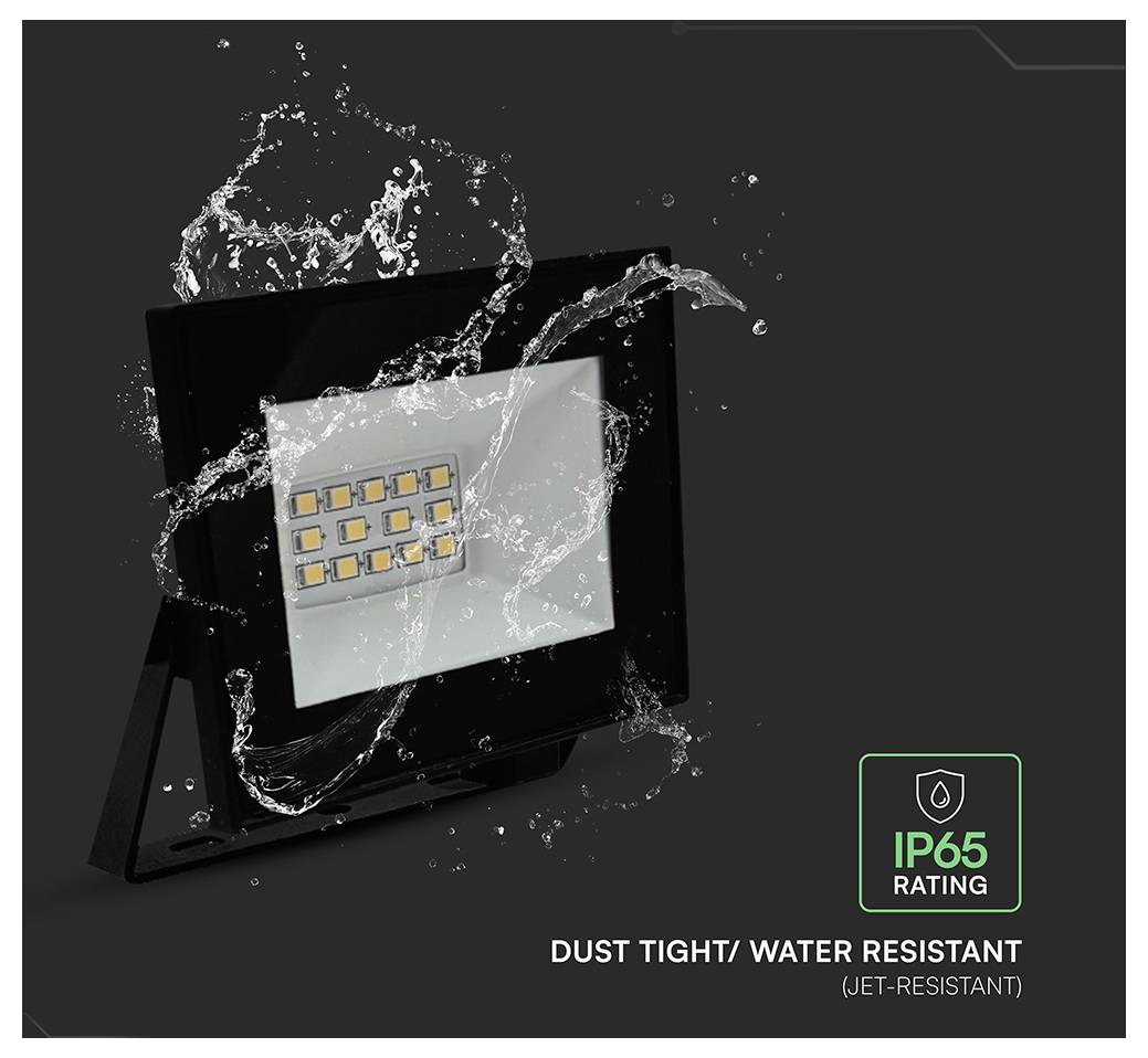 Flutlicht mit Wasserspritzer, das seine „IP65-Zertifizierung" zur Schau stellt und staub­dicht sowie strahlwasserbeständig ist.