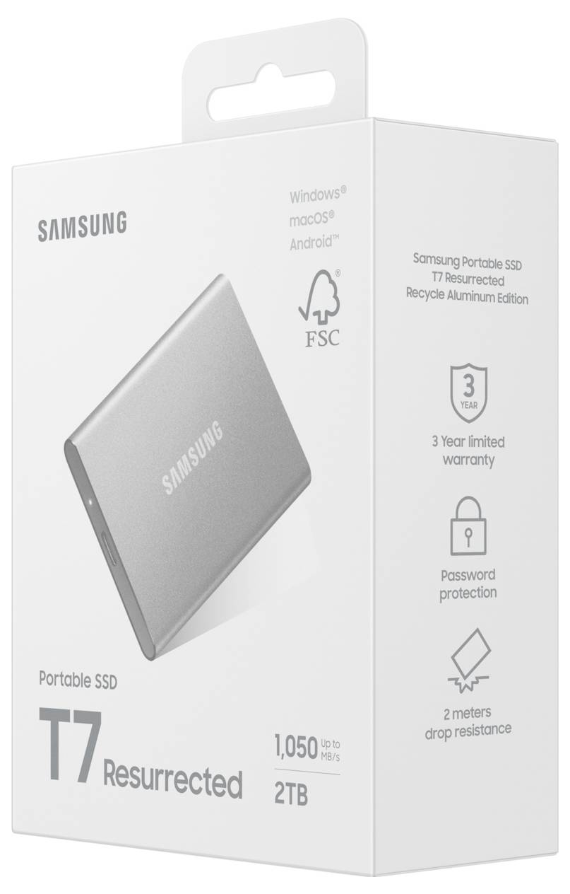 "Samsung Portable SSD T7 Resurrected" Verpackung zeigt eine 2-TB-Kapazität, eine Geschwindigkeit von 1.050 MB/s sowie Details wie Passwortschutz und Robustheit.