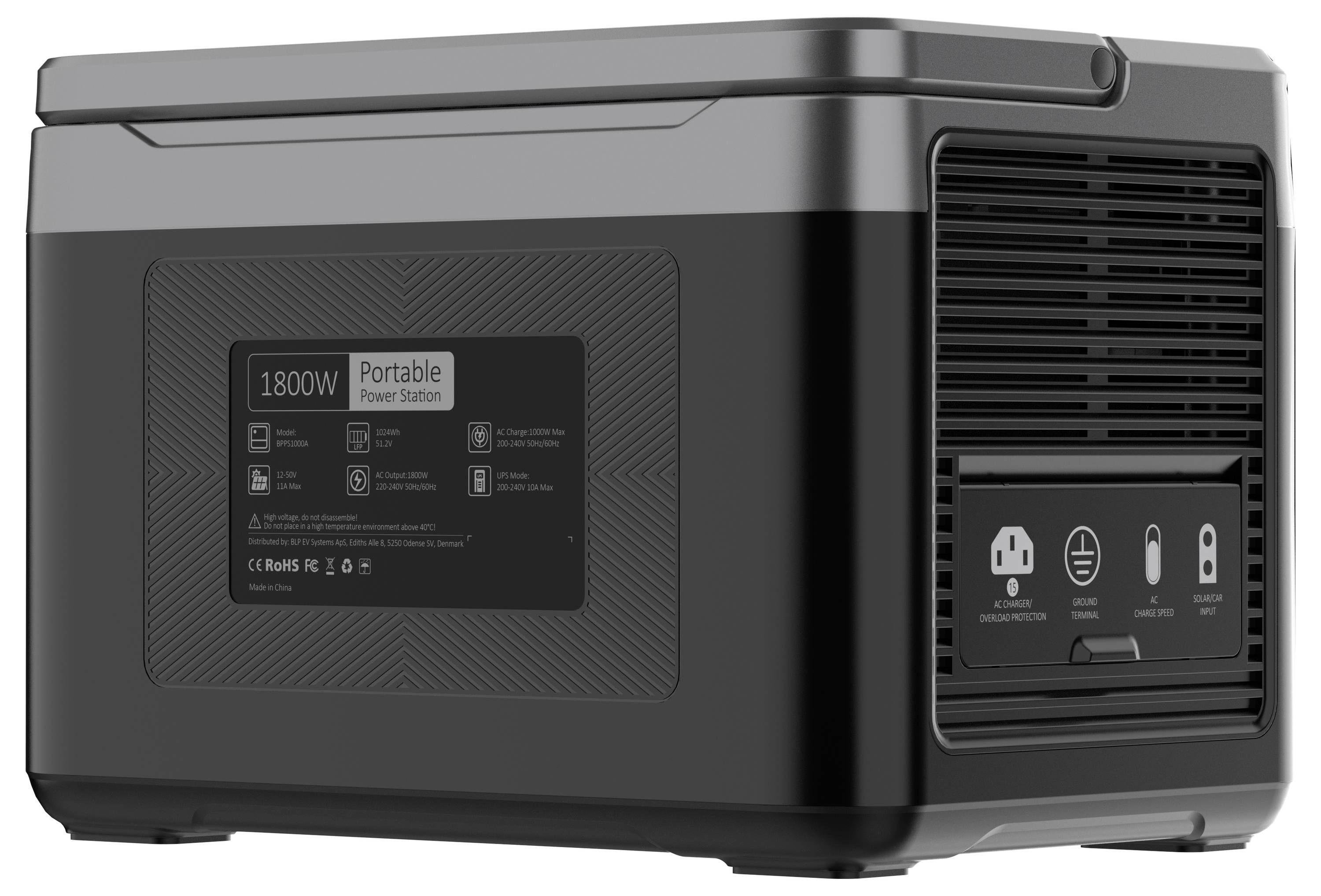 Eine tragbare Stromversorgungsstation in Schwarz mit der Bezeichnung „1800W". Sie verfügt über AC-Ausgänge, USB-Anschlüsse und ein Kühlungslüftungsgitter, geeignet zum Laden und Betreiben von Geräten.