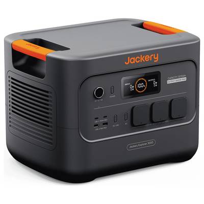 Eine mobile Jackery Powerstation mit mehreren Anschlüssen und einer digitalen Anzeige, die den Batteriezustand darstellt. Orange-farbene Akzente an den Griffen.