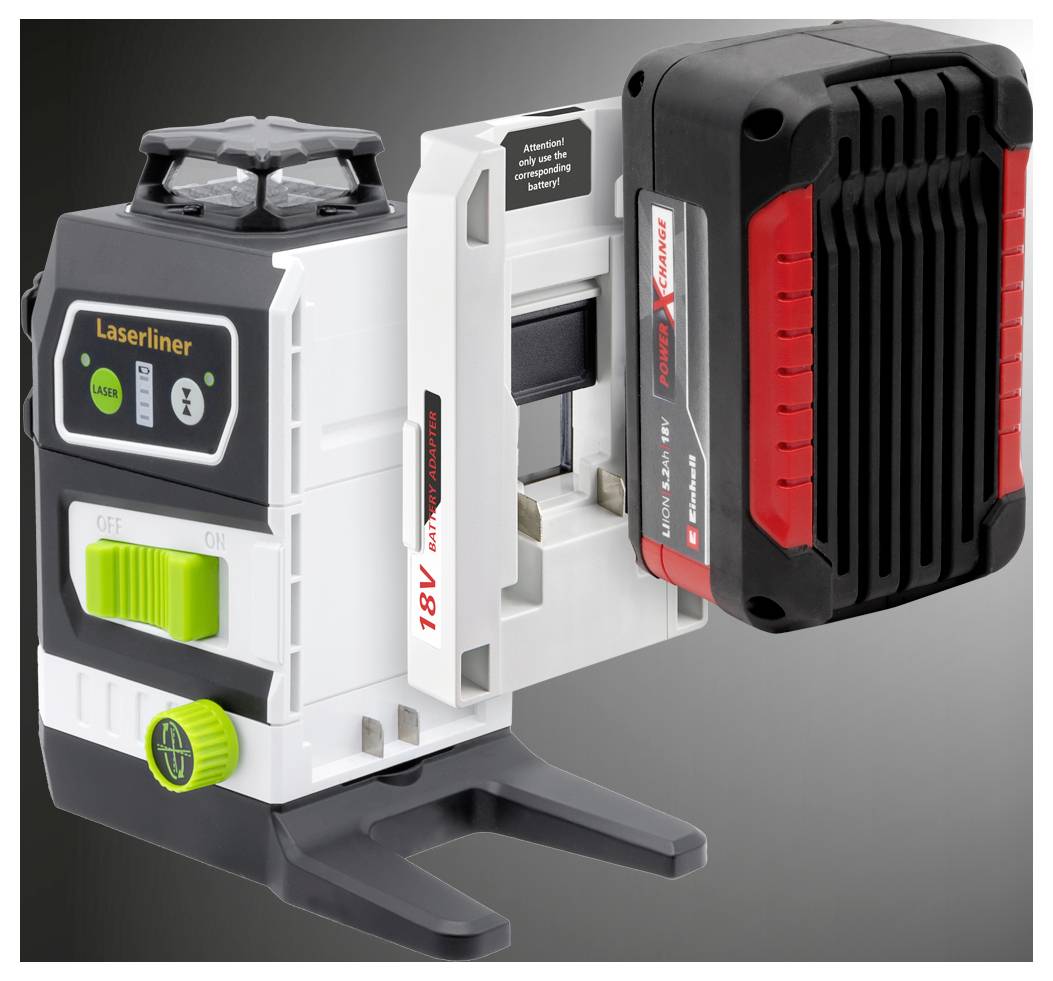 Ein Lasermessgerät mit digitaler Anzeige, grünem Einschaltknopf und Batteriefach, vor einem neutralen Hintergrund.