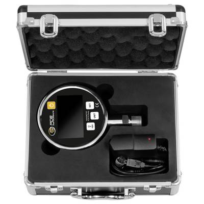 Harten Koffer mit digitalem tragbarem Messinstrument mit Bildschirm, Tasten, Sondengrifff und Ladekabel in Schaumstoffeinlage öffnen.