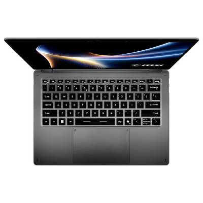 Ein Laptop mit schlankem Design, mit einer hintergrundbeleuchteten Tastatur. Der Bildschirm zeigt ein dynamisches, farbenfrohen Wellenmuster.
