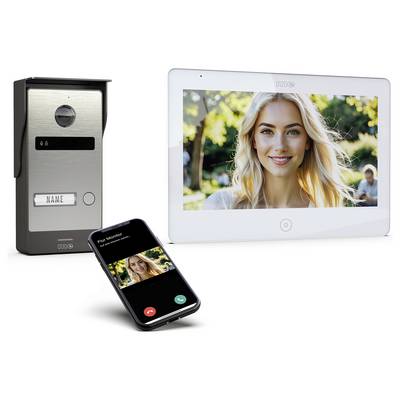 Sprechanlage-Einrichtung: wandmontierte Sprechanlage mit einem Bildschirm, auf dem eine Frau zu sehen ist, ein Smartphone mit einem Videoanruf mit ihrem Foto und ein zentrales Gerät.