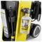 „Kärcher K7" Hochdruckreiniger mit angebrachter „Universal Cleaner 1L" Flasche und Zubehörspeicher.