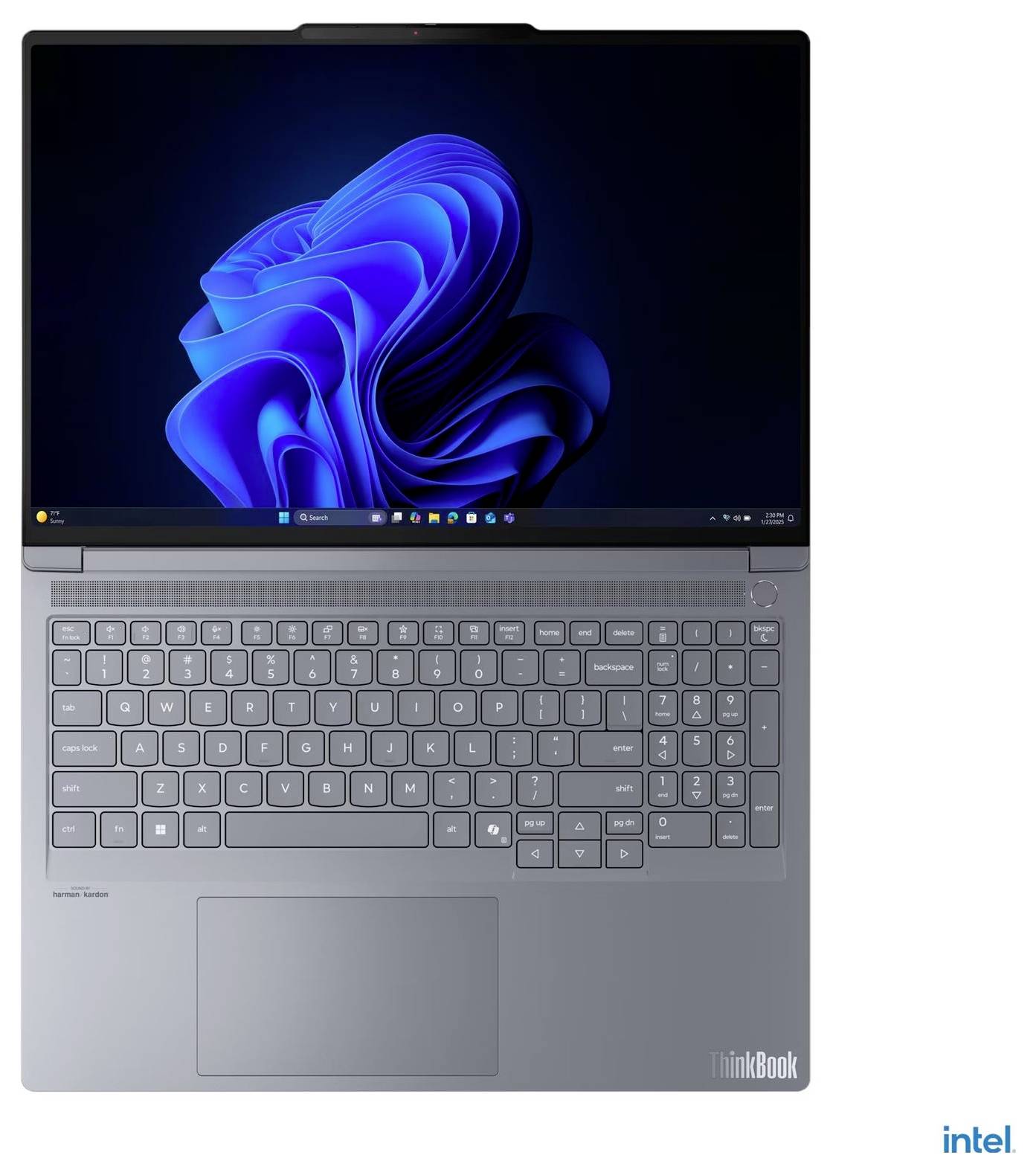 Ein silberner Laptop, der auf dem Bildschirm einen blauen abstrakten Wirbel anzeigt, mit einer vollständigen Tastatur und „ThinkBook"-Branding.
