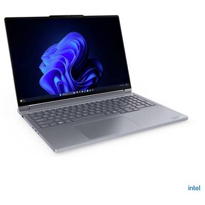 Ein eleganter, silberner Laptop mit teilweise geöffnetem Bildschirm, auf dem ein lebendiges blaues Wirbelmuster angezeigt wird. Die Tastatur ist sichtbar. Intel-Logo vorhanden.